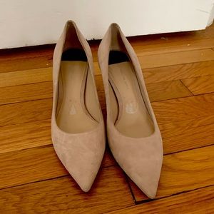 Stuart Weitzman New cream pink suede heel 6.5